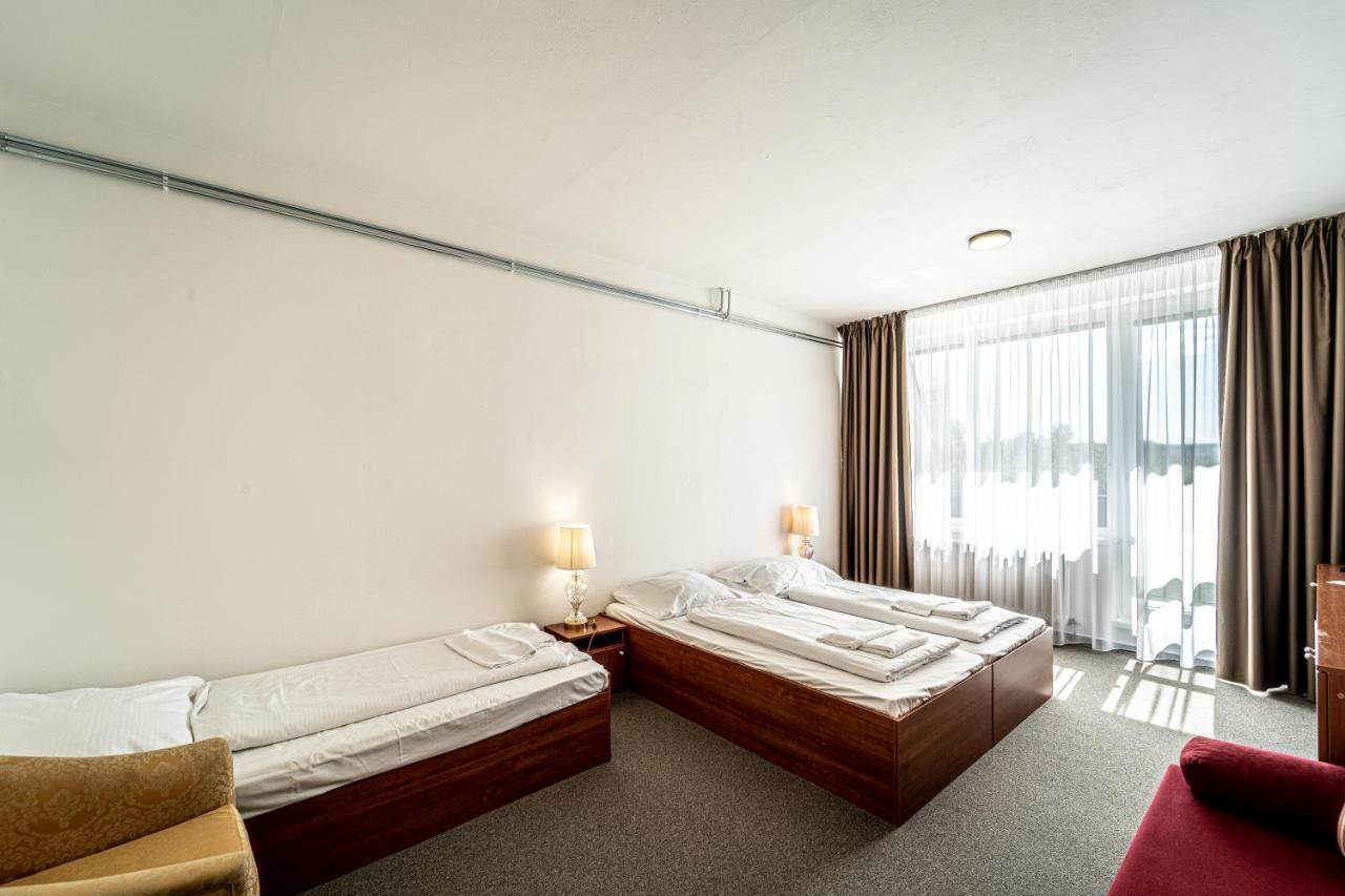 Hotel Fontana Brno Esterno foto
