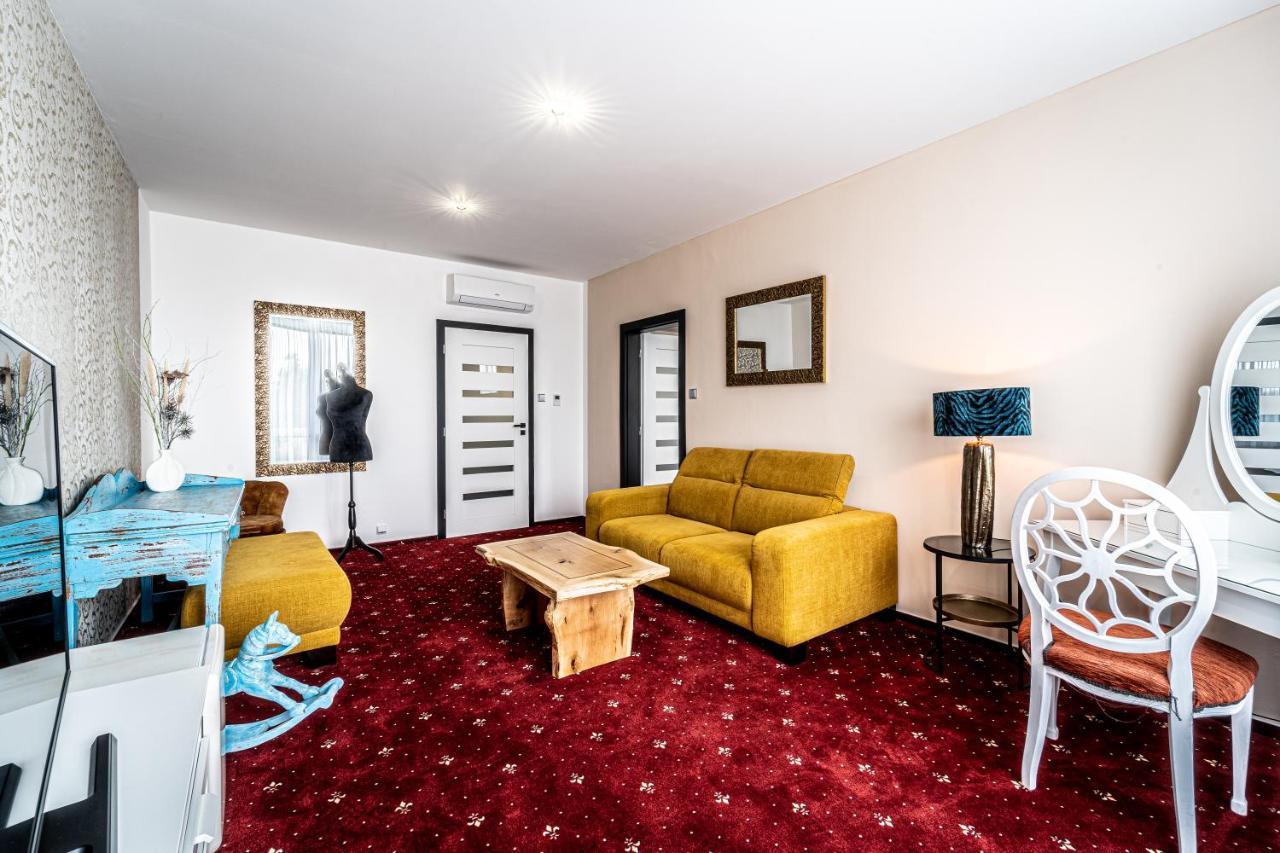 Hotel Fontana Brno Esterno foto